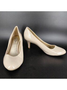 LifeStride Shoes Women Size 7.5 Beige Patent Pump Heels Soft System Office Dress